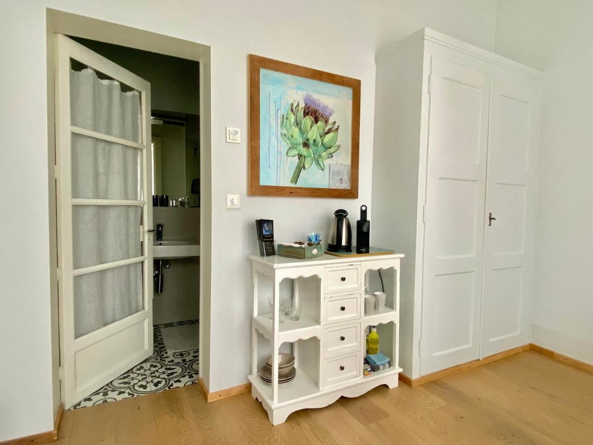 Lovely Studio In A Villa From 18Th Century Thun Esterno foto
